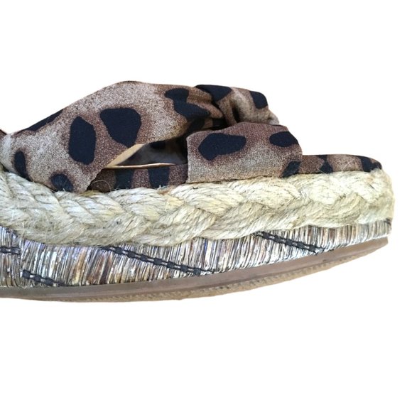 Madden Girl Endanger Leopard Brown PrintFabric Sandal Wedges Sz 8 #02 - Picture 10 of 11